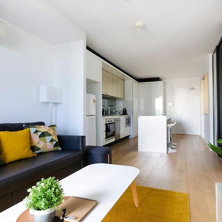 2Br Cbd Pad, City Views, Free Parking, Pool, Gym Melburne Exterior foto
